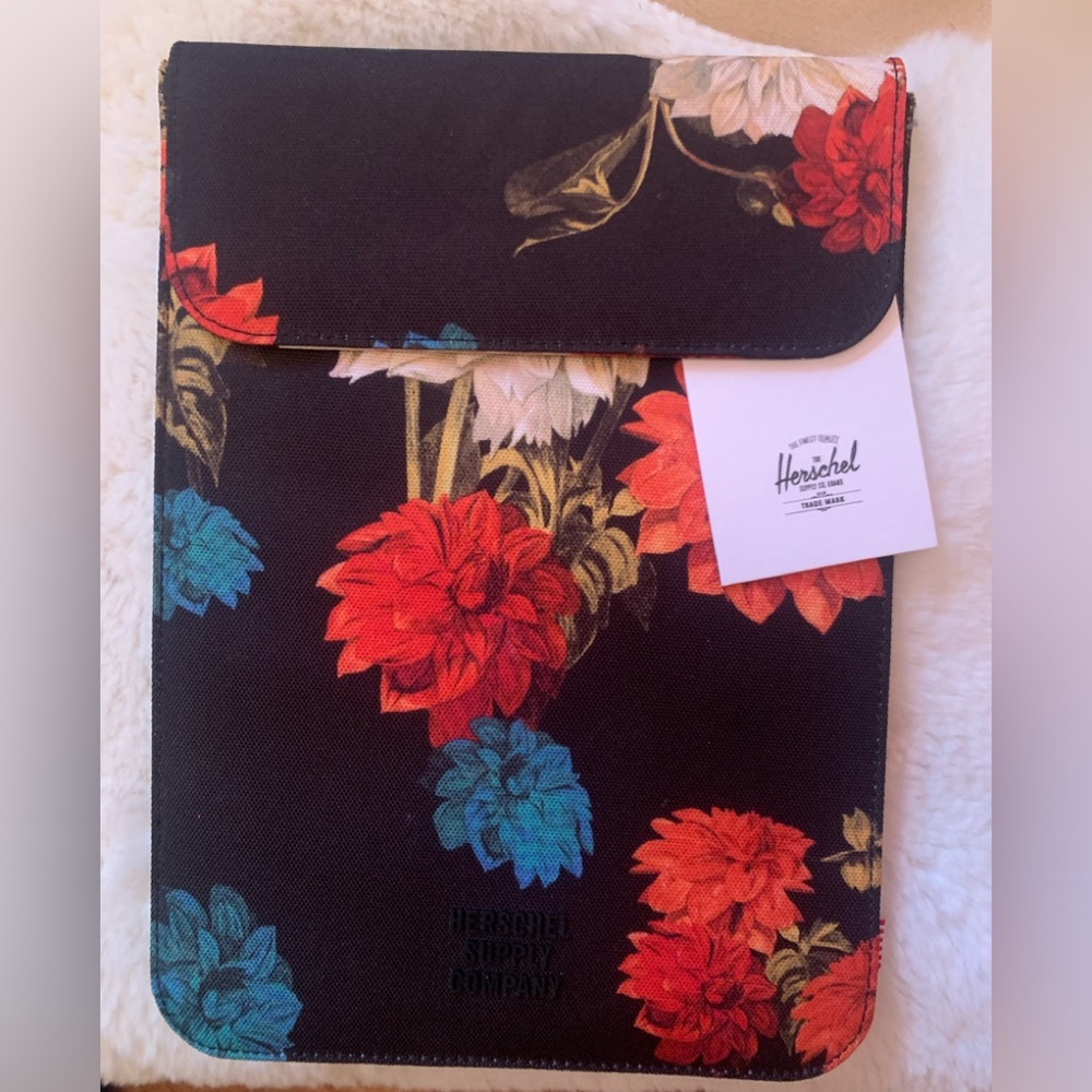 New Herschel Company IPad Carrier